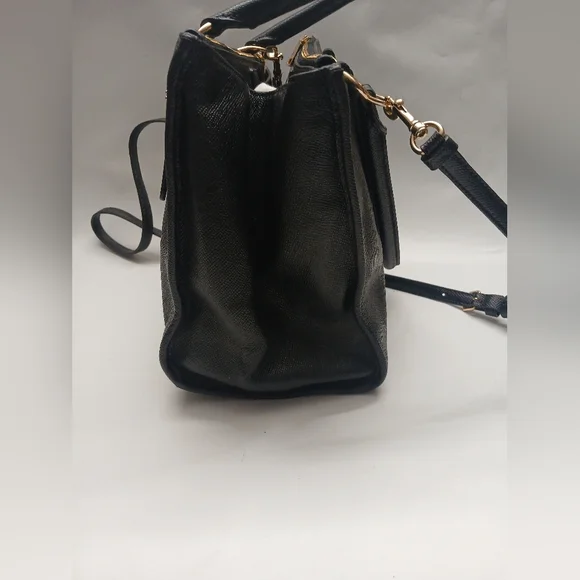 Coach Elegant Black Leather Crossbody Bag - Picture 7 of 16